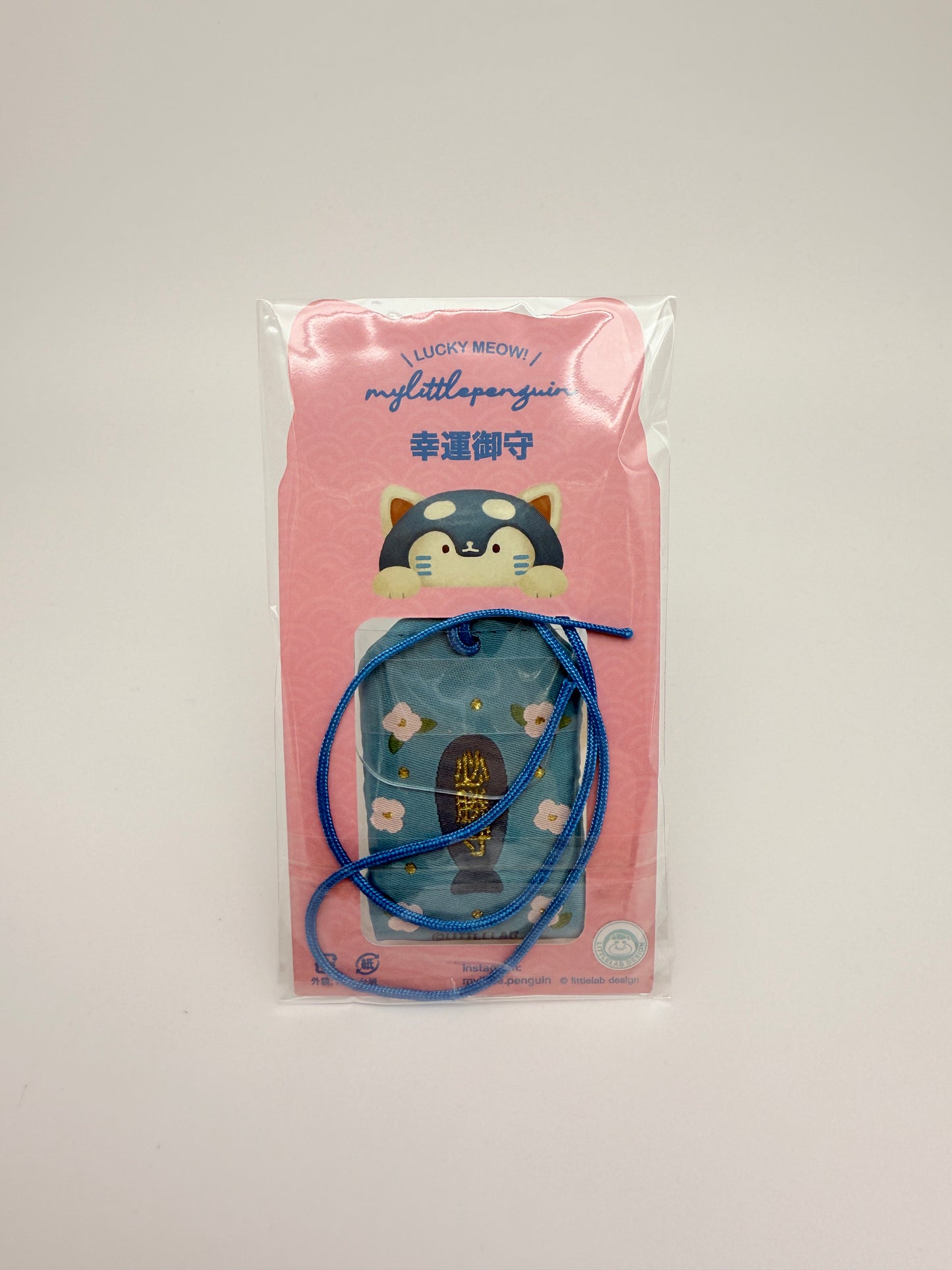 Lucky meow！招福小企鵝 ｜幸運御守（兩款入）
